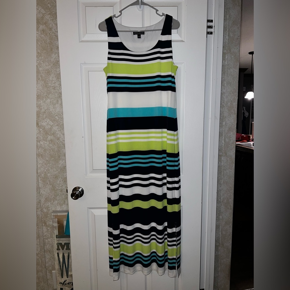 Jessica Howard Multicolor Striped Maxi Dress